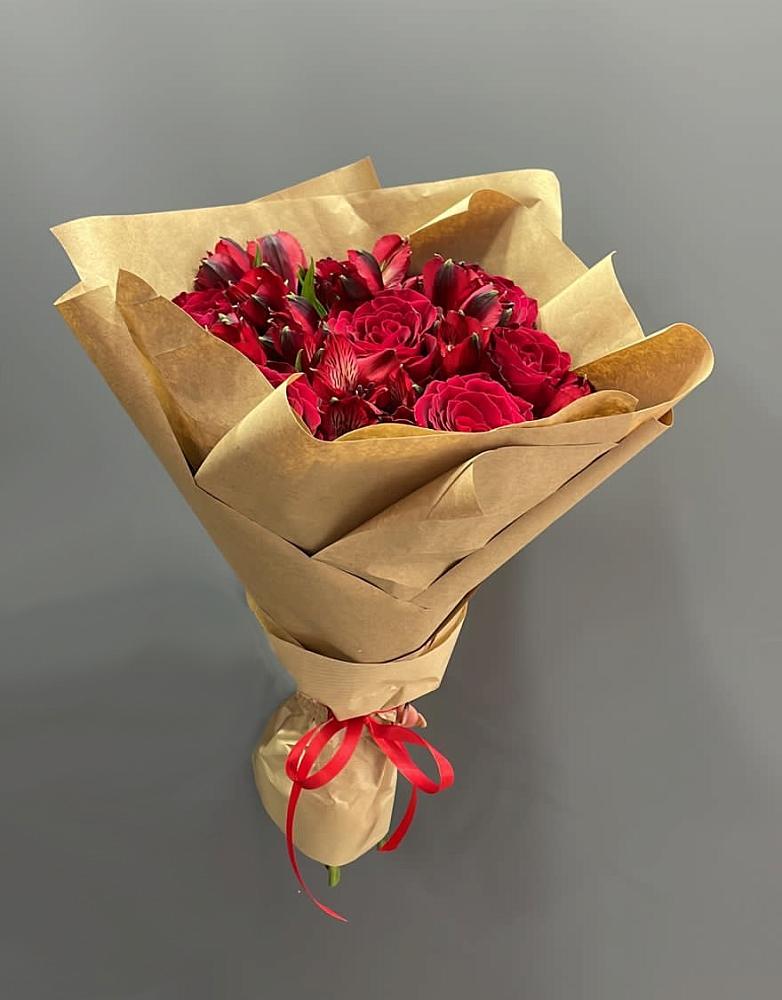 Букет цветов из: Альстромерии и Розы в Кротовка