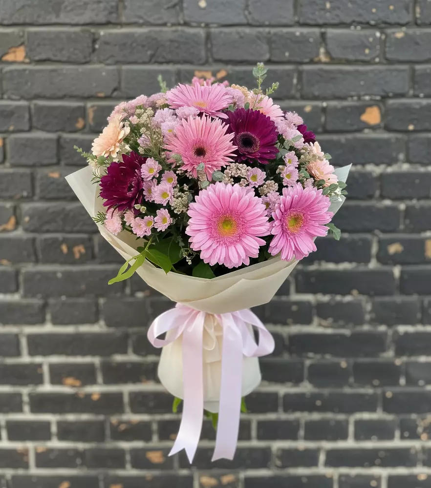 Букет цветов из: Герберы и Хризантемы в Кротовка