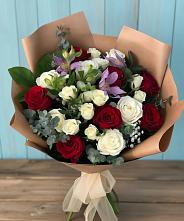 Букет цветов из:  Розы и Альстромерии #REPLACE_PRED# Кротовка