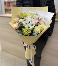 Букет цветов из:  Альстромерии, Розы и Хризантемы в Кротовка