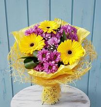 Букет цветов из:  Хризантемы и Герберы #REPLACE_PRED# Кротовка