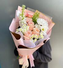 Букет цветов из:  Хризантемы и Розы в Кротовка