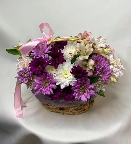 Цветочная композиция из Хризантемы и Альстромерии в корзине в Кротовка