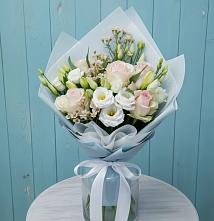 Букет цветов из:  Розы и Лизиантусы в Кротовка