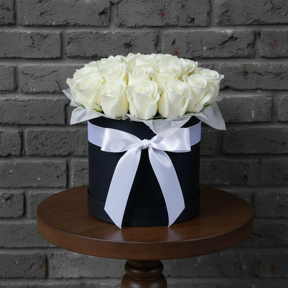 Цветочная композиция из Розы в шляпной коробке в Кротовка