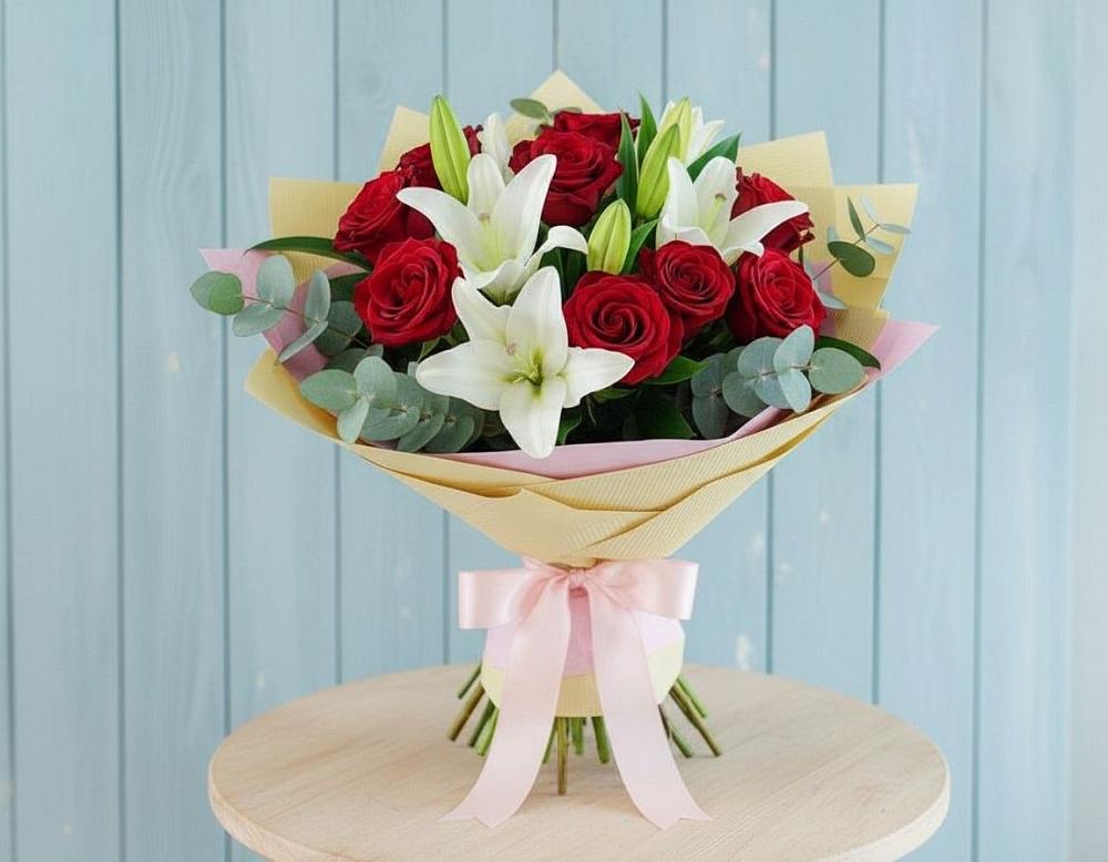 Букет цветов из: Лилии и Розы в Кротовка