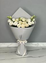 Букет цветов из:  Розы и Лизиантусы в Кротовка